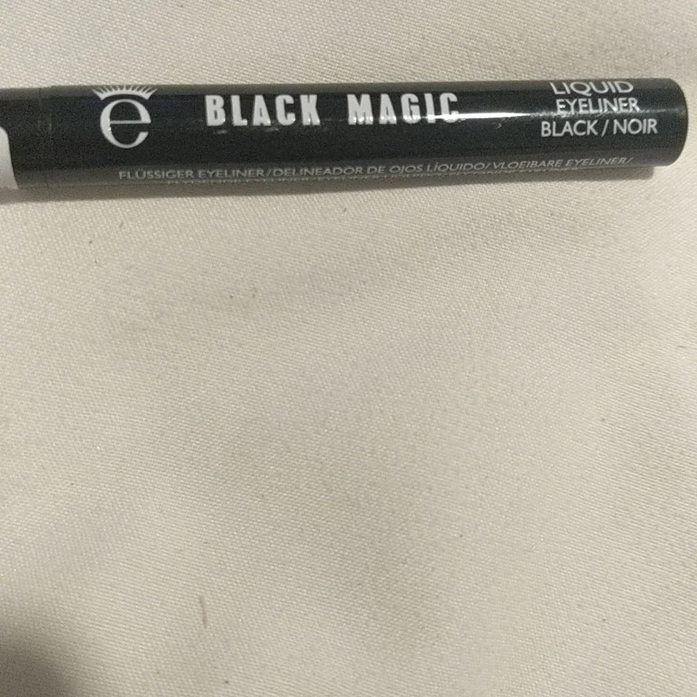*SELLER FAVORITE* NWT liquid black eyeliner